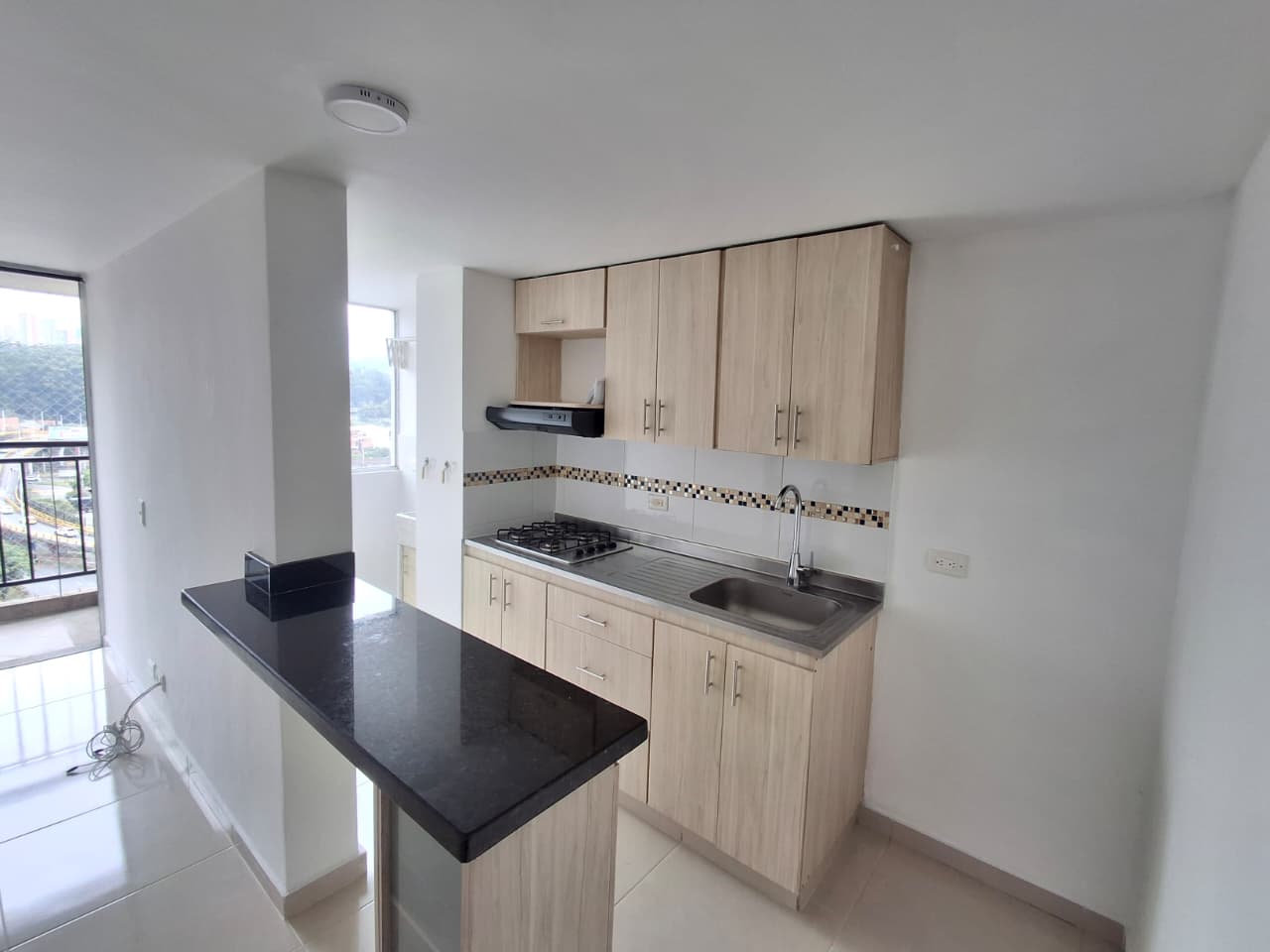 APARTAMENTO EN ARRIENDO EN SABANETA COD 10789 - Foto 1