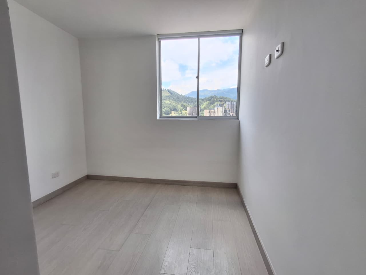 APARTAMENTO EN ARRIENDO EN SABANETA COD 10790 - Foto 4