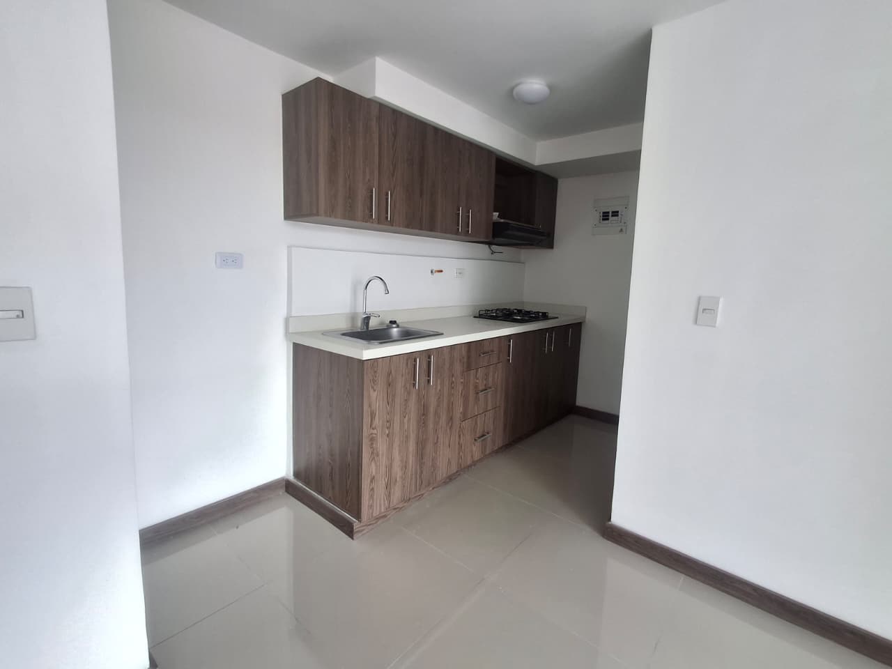 APARTAMENTO EN ARRIENDO EN SABANETA COD 10792 - Foto 1