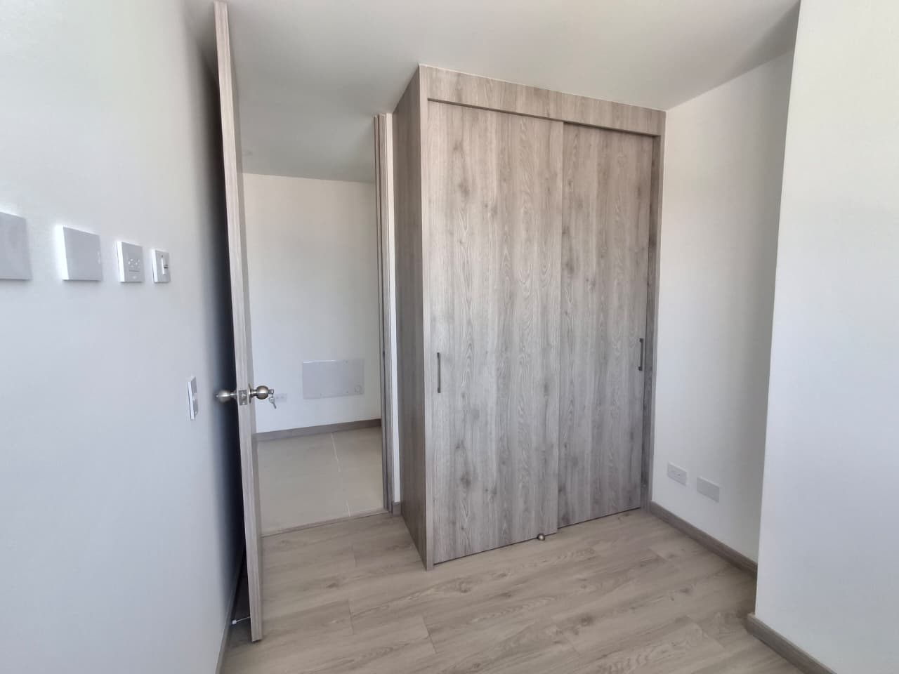 APARTAMENTO EN VENTA EN ITAGUI COD 10799 - Foto 3