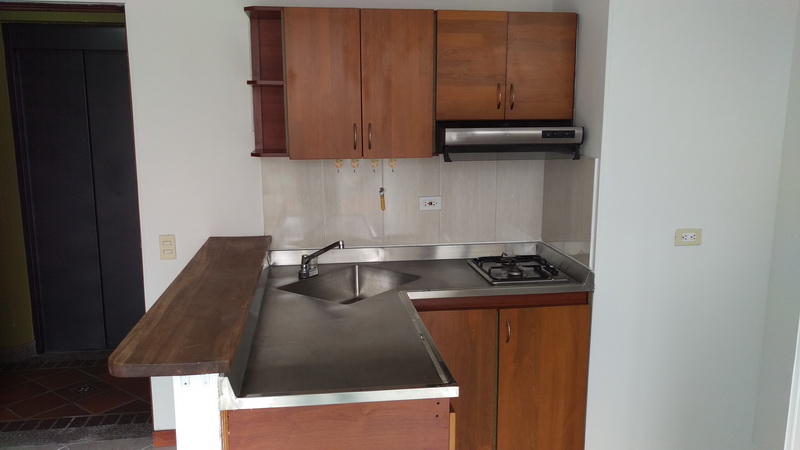 APARTAMENTO EN ARRIENDO EN MEDELLIN COD 4491 - Foto 5