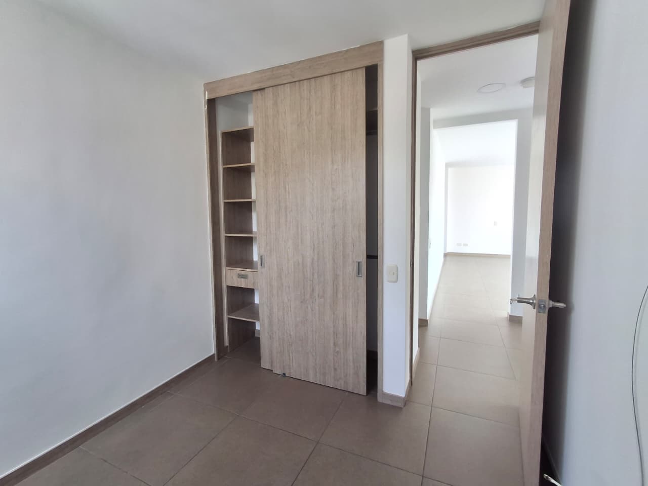 APARTAMENTO EN ARRIENDO EN SABANETA COD 10702 - Foto 9