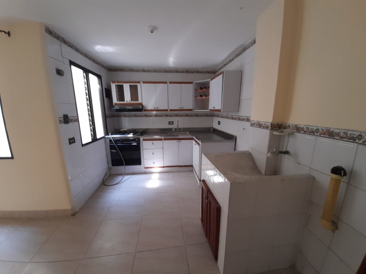 APARTAMENTO EN ARRIENDO EN ENVIGADO COD 5642 - Foto 1