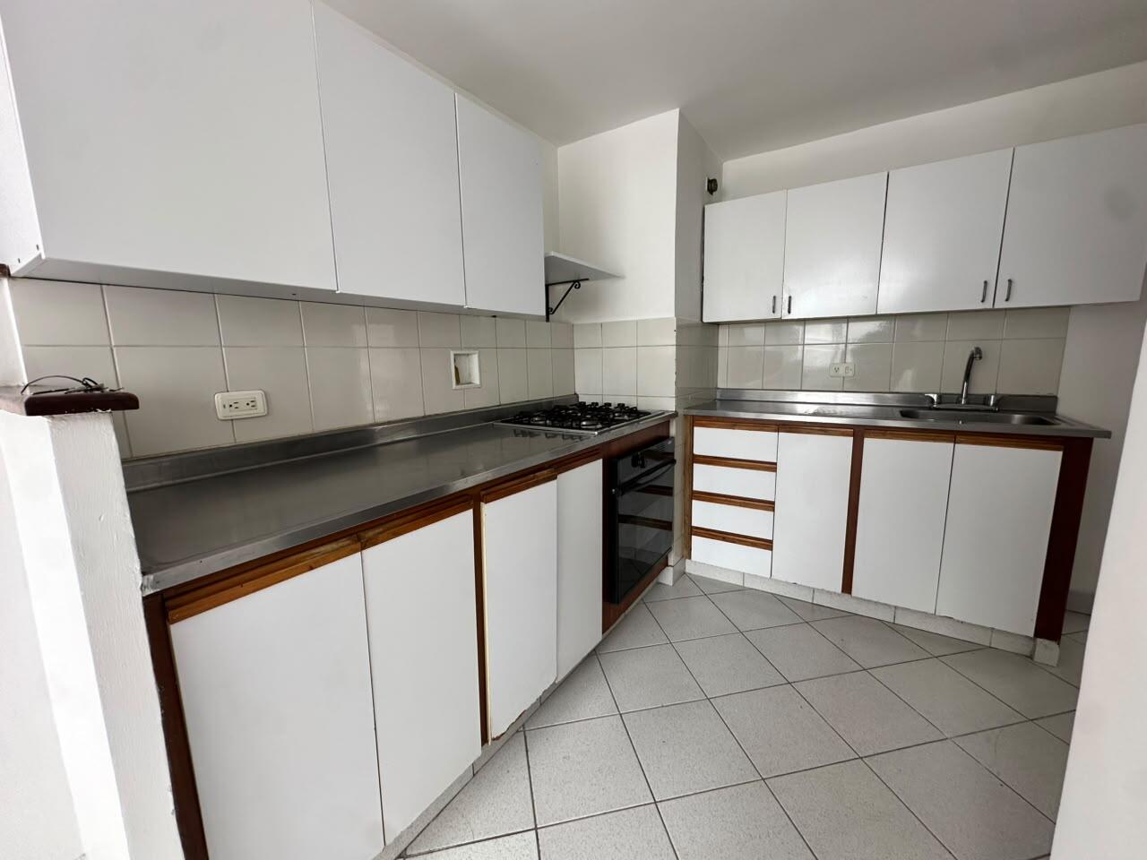 APARTAMENTO EN ARRIENDO EN BELEN COD 6900 - Foto 1