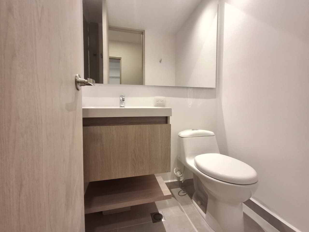 EXCELENTE APARTAESTUDIO PARA ARRIENDO EN ENVIGADO COD 10925 - Foto 26