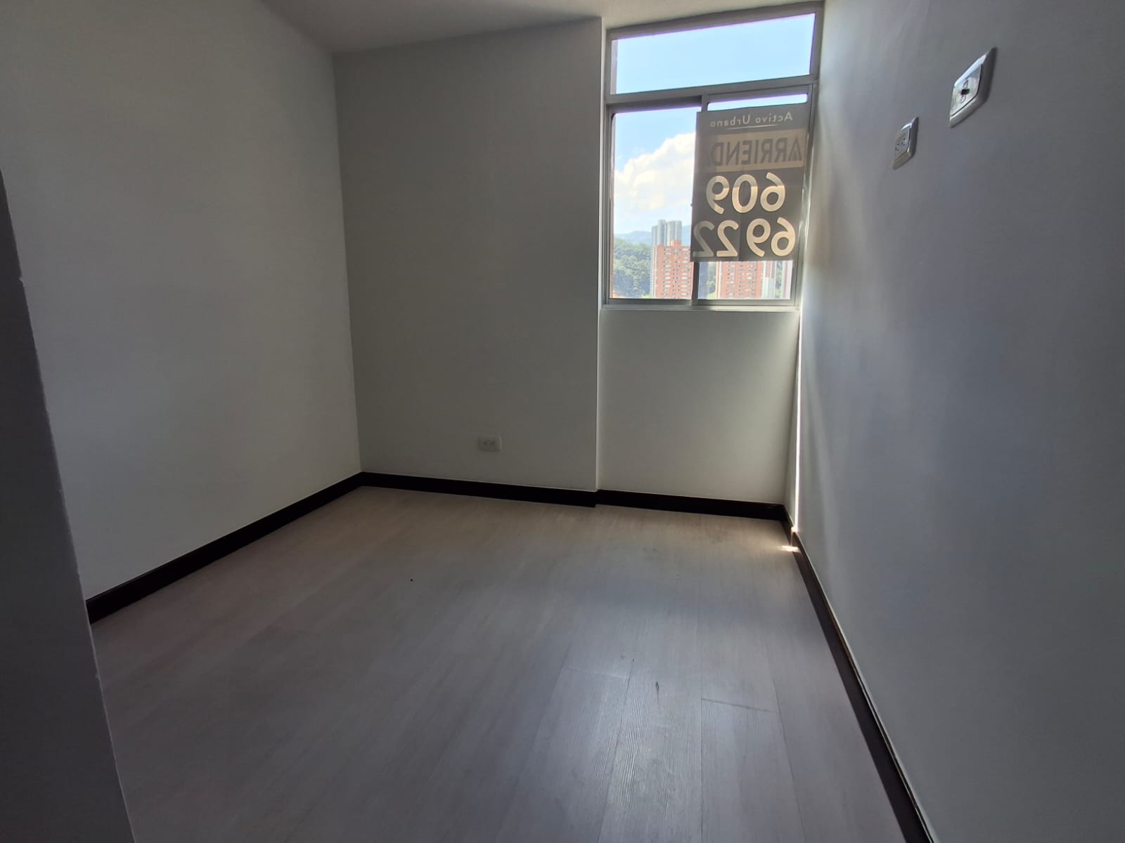 APARTAMENTO EN ARRIENDO EN SABANETA COD 10714 - Foto 2