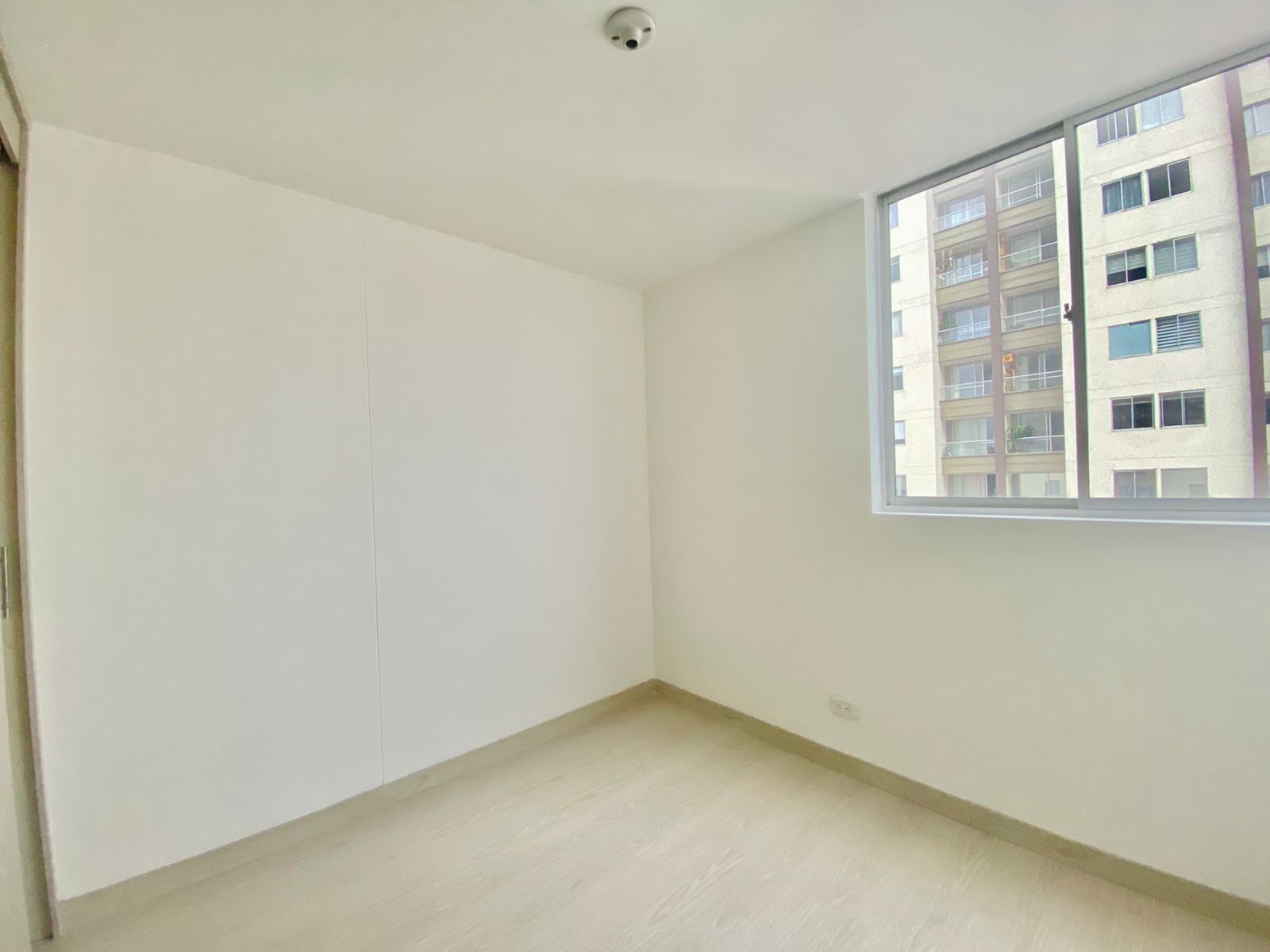 APARTAMENTO EN ARRIENDO EN SABANETA COD 10734 - Foto 4
