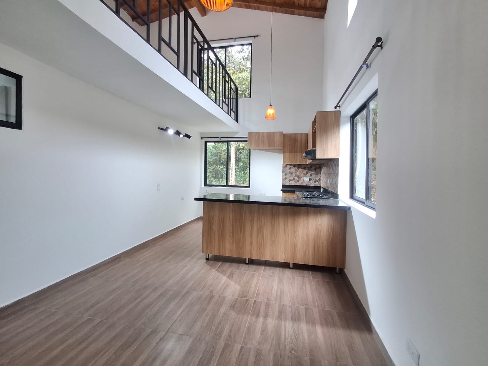 APARTAMENTO EN ARRIENDO EN RIONEGRO COD 10624