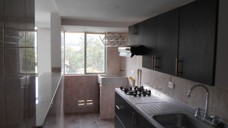 APARTAMENTO EN ARRIENDO LA MILAGROSA CÓDIGO 3440 - Foto 2