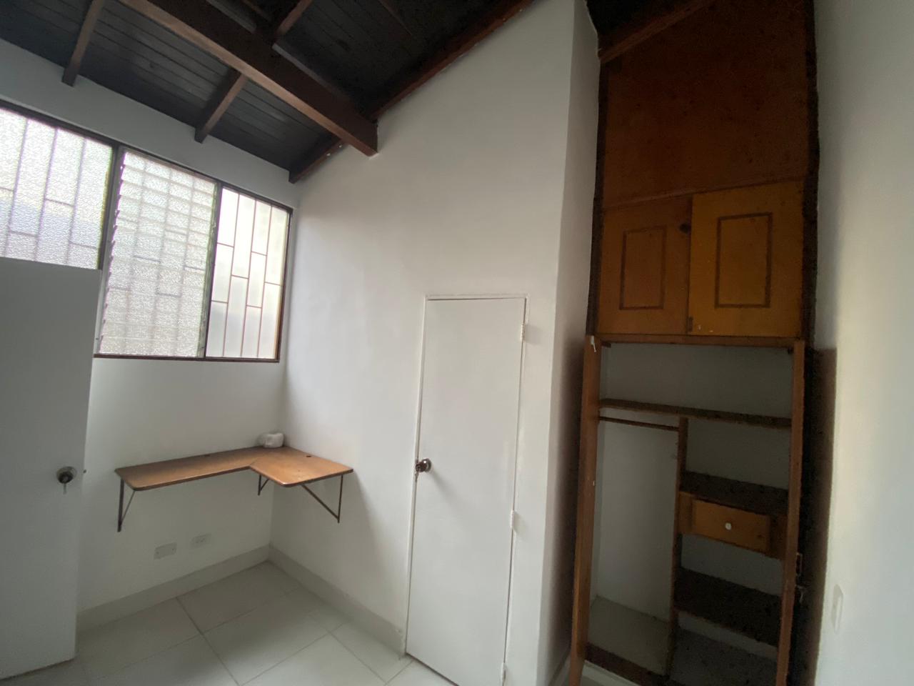 CASA EN VENTA EN LAS AMERICAS COD 8043 - Foto 2