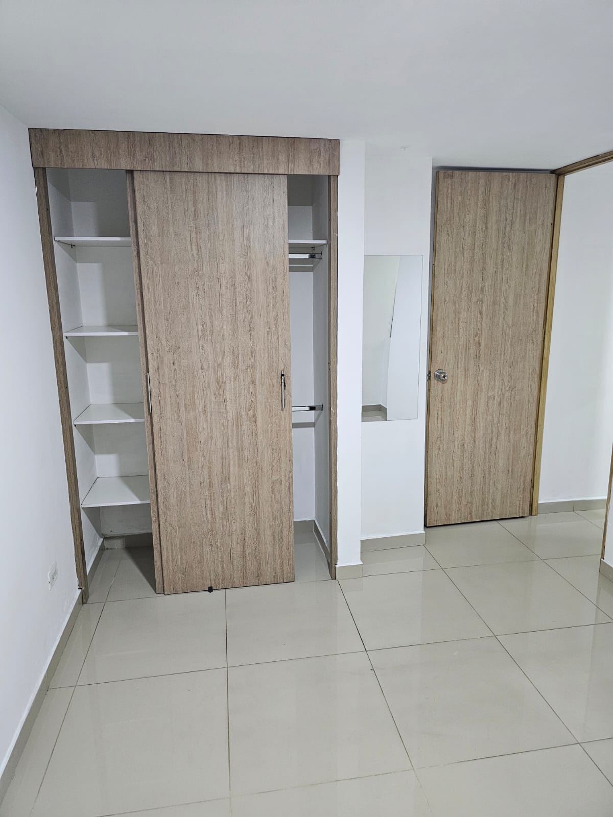 APARTAMENTO EN ARRIENDO EN SABANETA COD 8246 - Foto 4