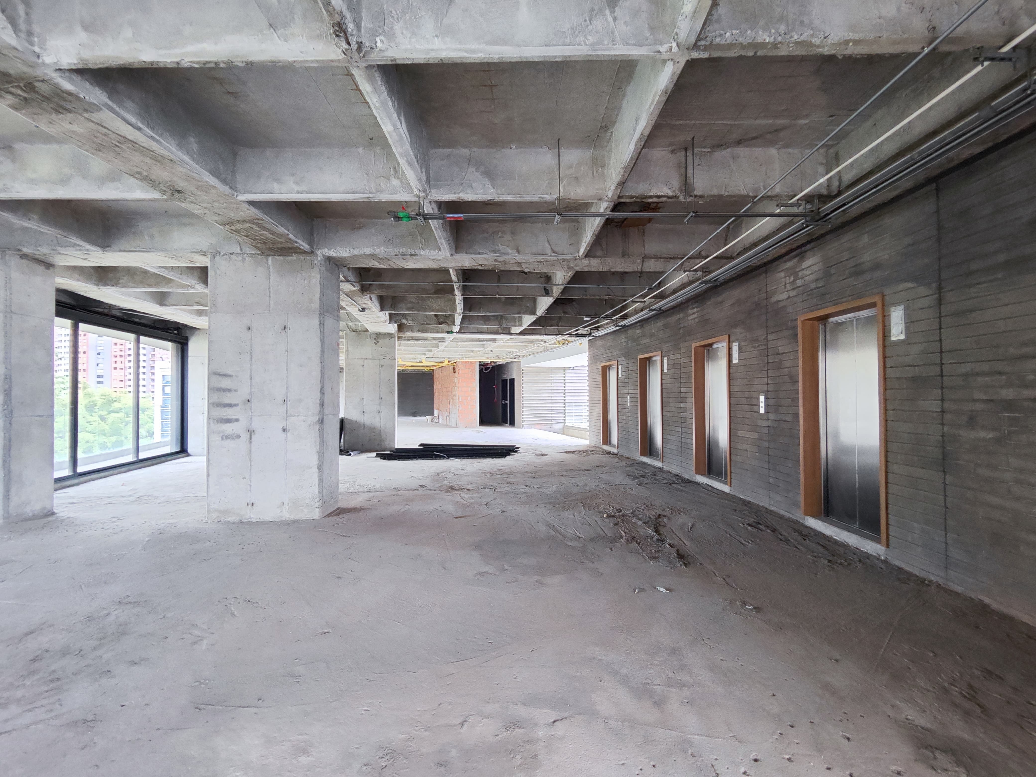 OFICINAS EN ARRIENDO EN POBLADO MILLA DE ORO COD 9285 - Foto 2
