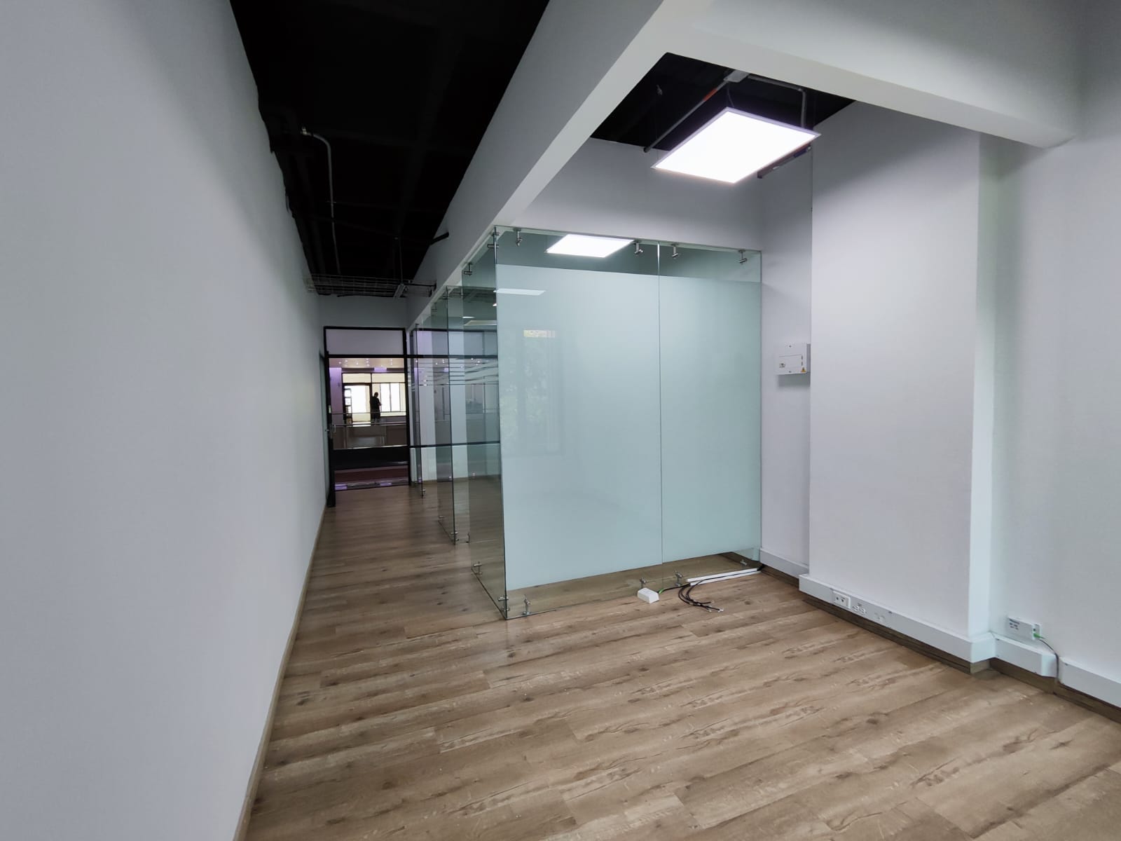 LOCAL EN ARRIENDO EN MEDELLIN COD 9420 - Foto 3