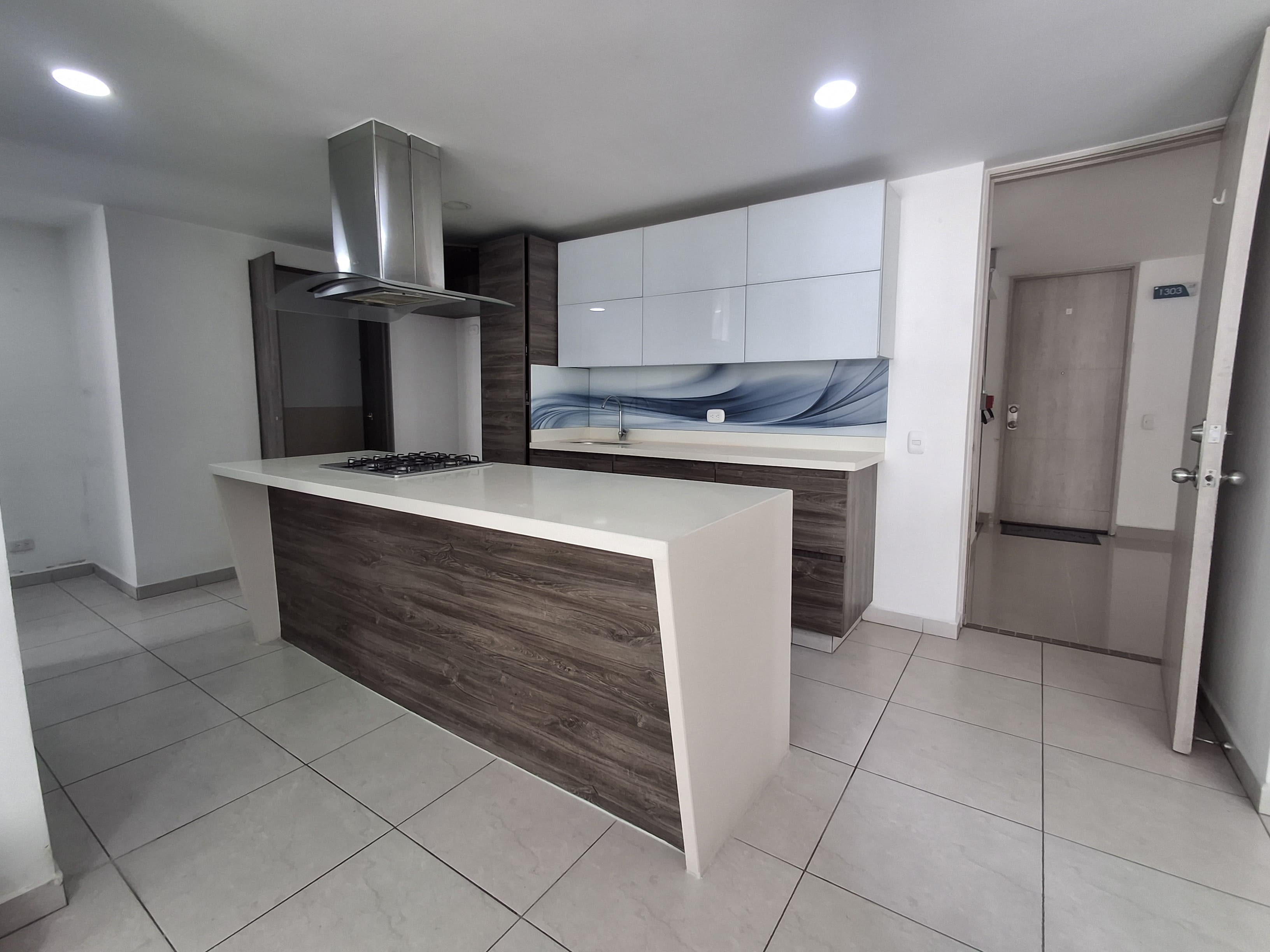 APARTAMENTO EN ARRIENDO EN SABANETA COD 9472