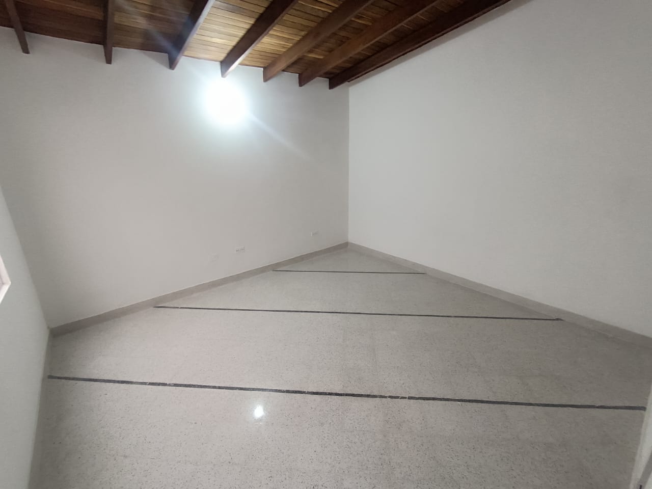 CASA EN ARRIENDO EN BELEN ROSALES COD 9908  - Foto 5