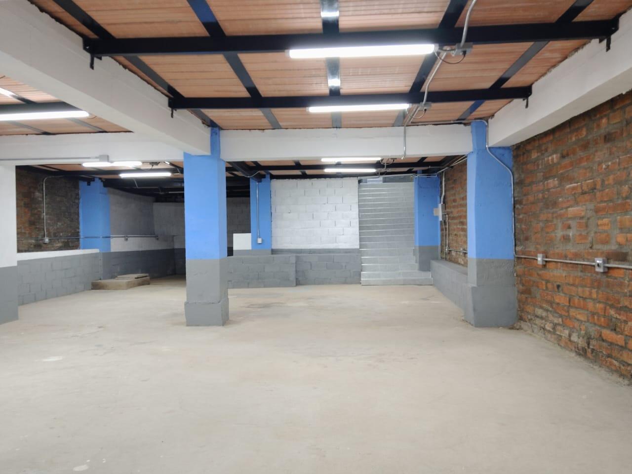 BODEGA EN ARRIENDO CENTRO MEDELLIN COD 9935