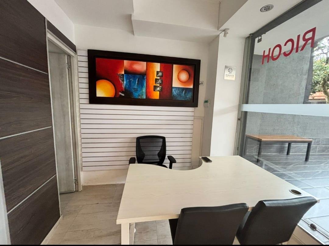 LOCAL EN ARRIENDO EN LAURELES COD 9919 - Foto 2