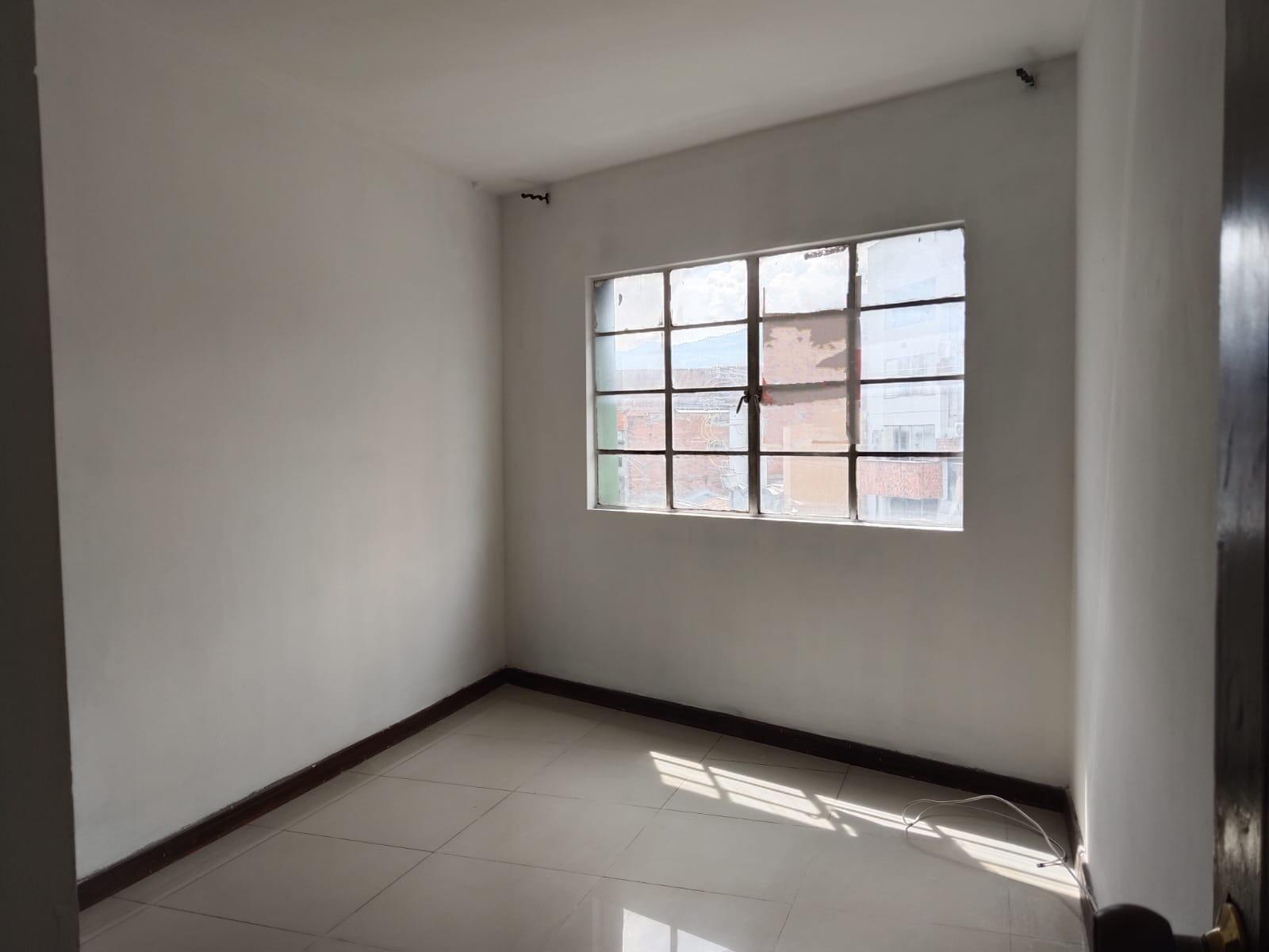 APARTAMENTO EN VENTA EN CENTRO COD 9970 - Foto 5