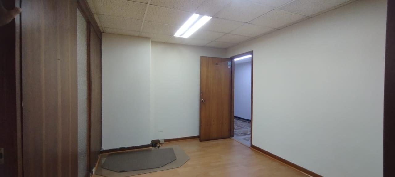OFICINA EN ARRIENDO EN EL POBLADO COD 10289 - Foto 4