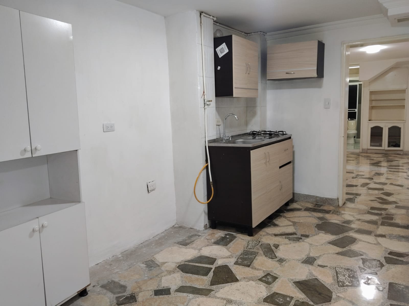 APARTAMENTO EN VENTA EN LA CANDELARIA COD 10619  - Foto 2