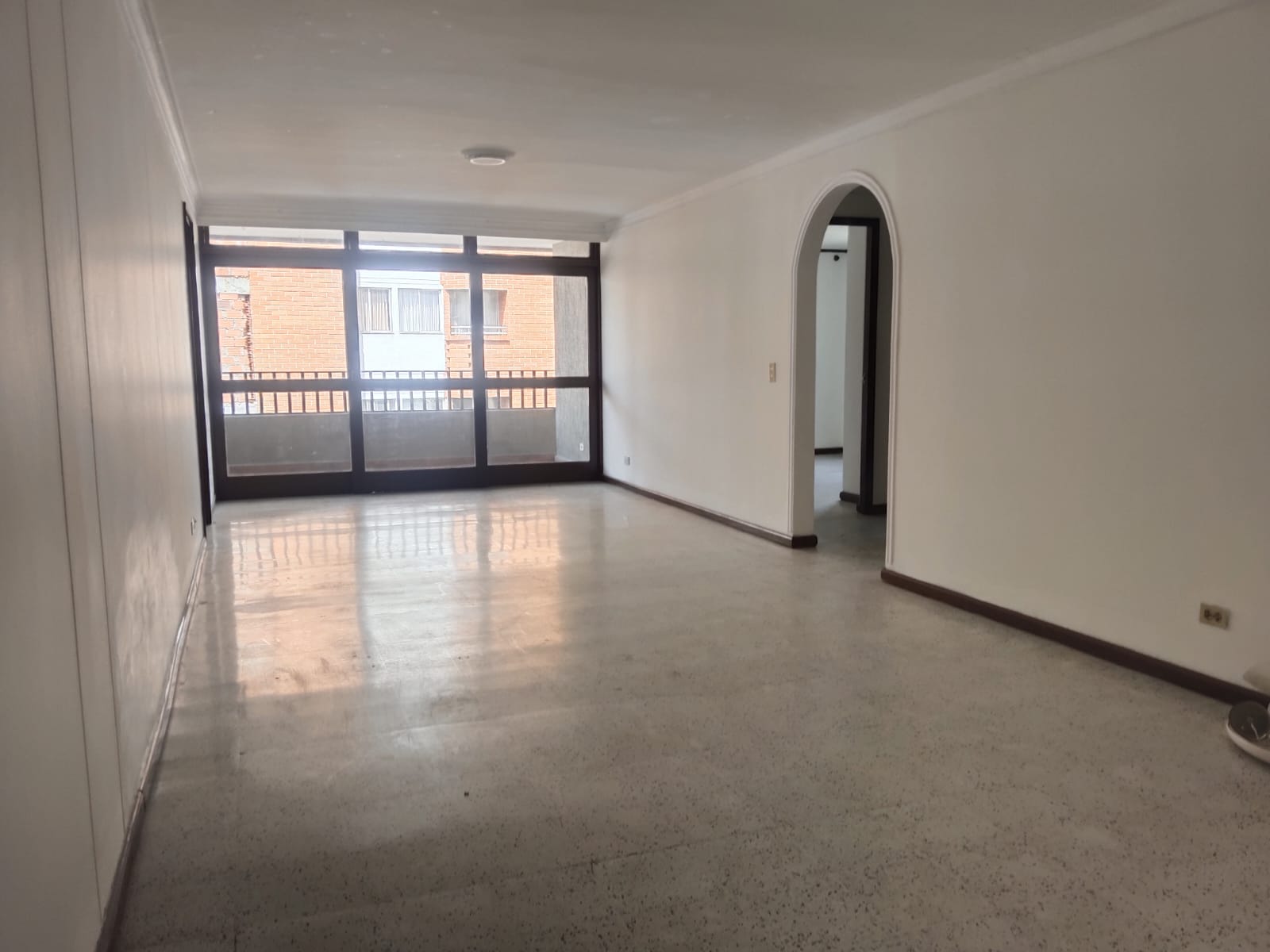 APARTAMENTO EN ARRIENDO EN LA CANDELARIA COD  10644 - Foto 3
