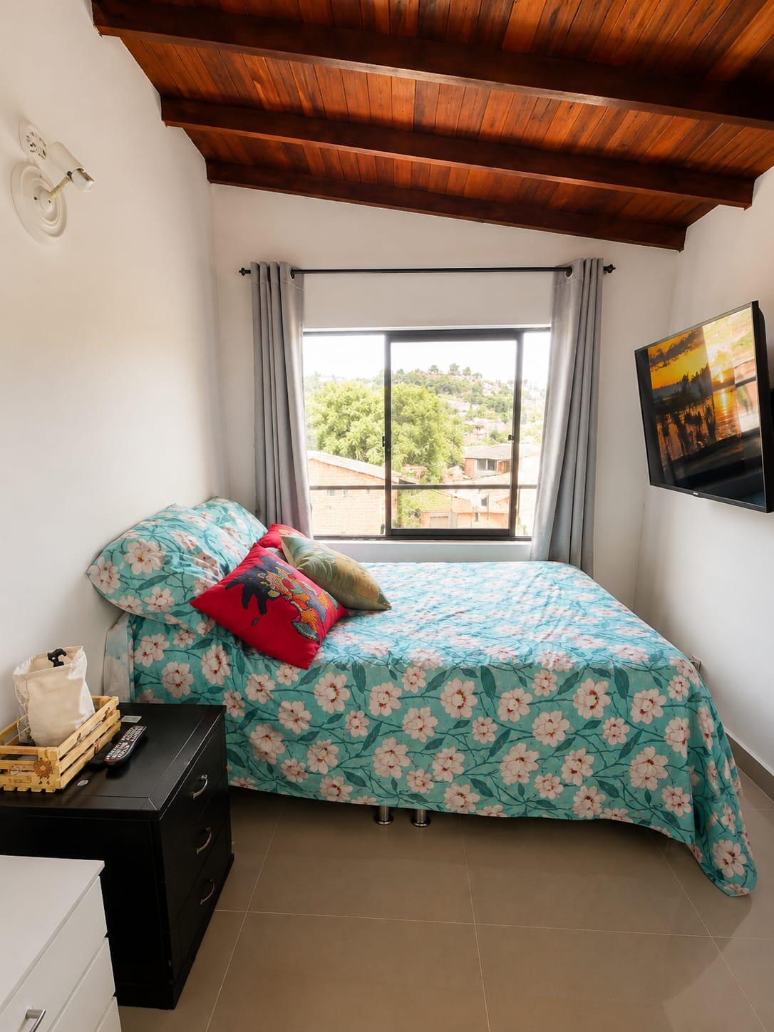 APARTAMENTO EN ARRIENDO EN VILLA HERMOSA  COD 10662  - Foto 3