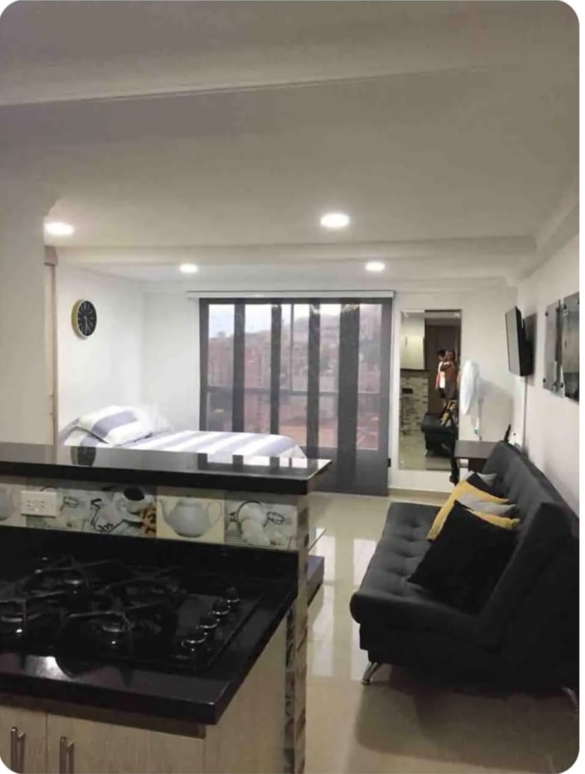 APARTAESTUDIO EN ARRIENDO EN MEDELLIN COD 10744 - Foto 1