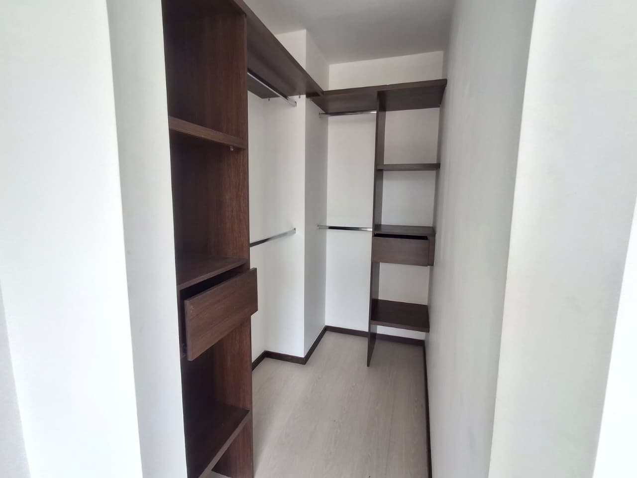 APARTAMENTO DUPLEX EN ARRIENDO EN SABANETA COD 10764 - Foto 10