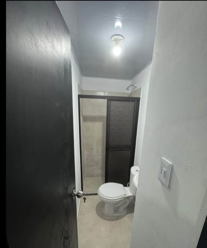 APARTAMENTO EN ARRIENDO BOSTON COD 10774  - Foto 3