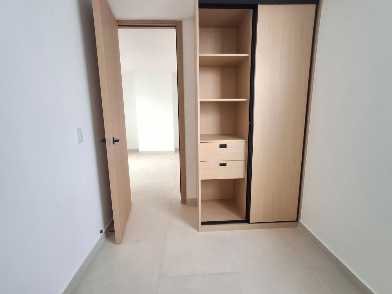 APARTAMENTO EN ARRIENDO EN SABANETA COD 10849 - Foto 6