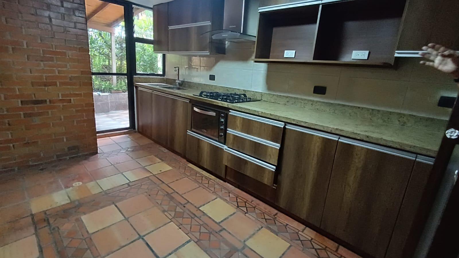 CASA EN VENTA EN BELEN LOMA DE LOS BERNAL COD 9793