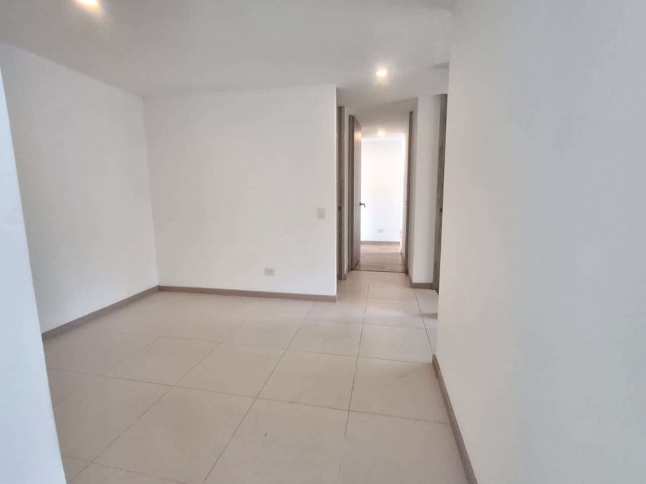 APARTAMENTO EN ARRIENDO EN MEDELLIN COD 10733 - Foto 13