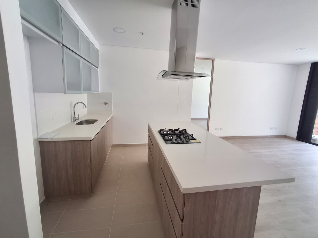APARTAMENTO EN ARRIENDO EN EL RETIRO COD 10913 - Foto 1