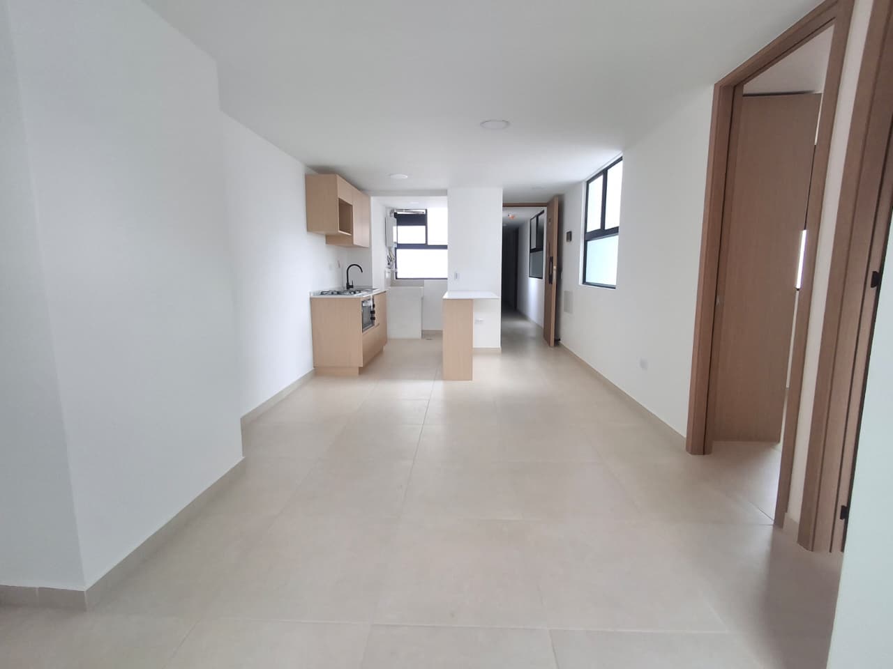 APARTAMENTO EN ARRIENDO EN SABANETA COD 10849 - Foto 2