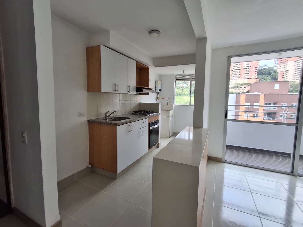 APARTAMENTO EN ARRIENDO EN SABANETA COD 10529