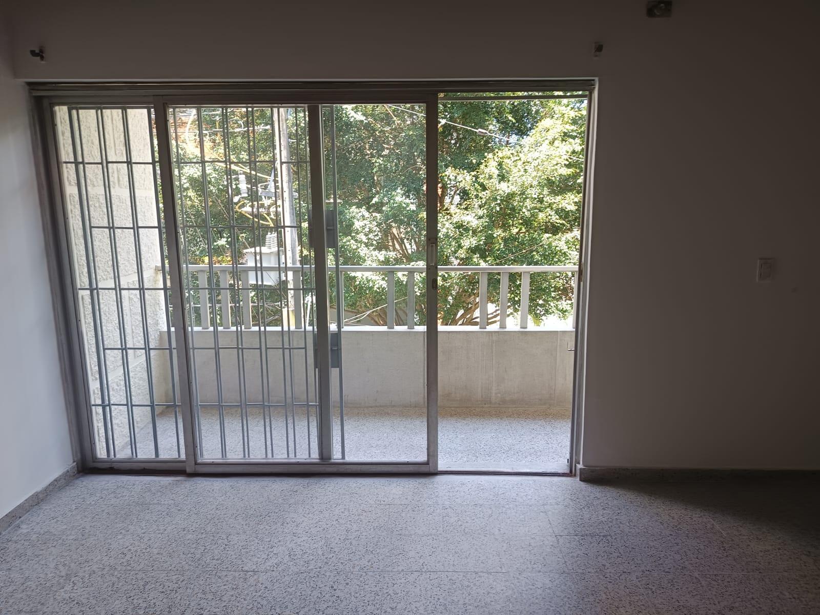APARTAMENTO EN VENTA EN LA FLORESTA COD 10271  - Foto 4