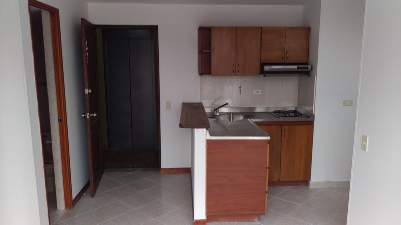 APARTAMENTO EN ARRIENDO EN MEDELLIN COD 4491 - Foto 1