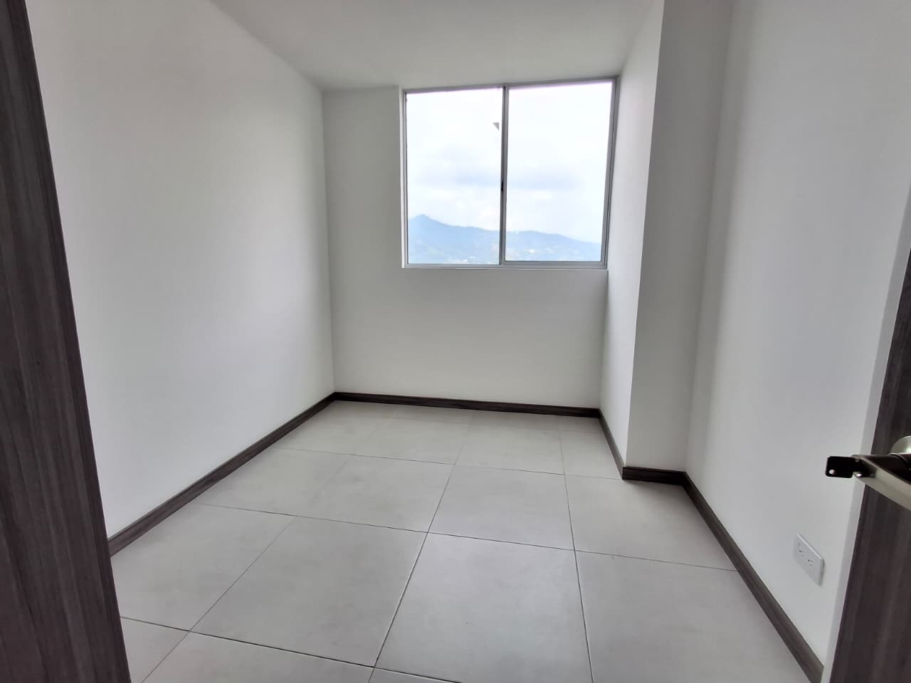 APARTAMENTO EN ARRIENDO EN SABANETA COD 10501 - Foto 8
