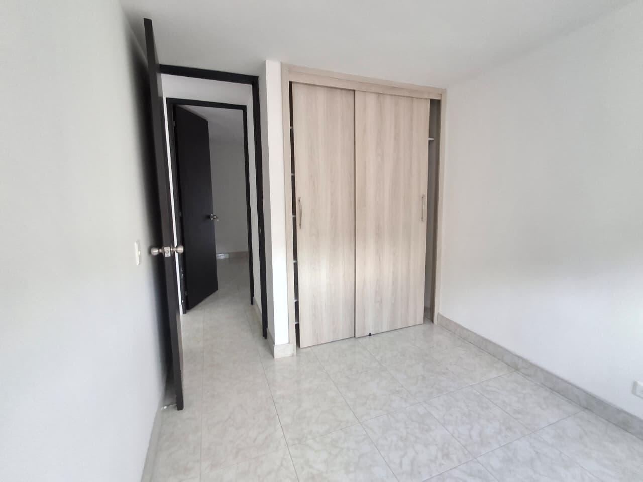 APARTAMENTO EN ARRIENDO EN SABANETA COD 10685 - Foto 3