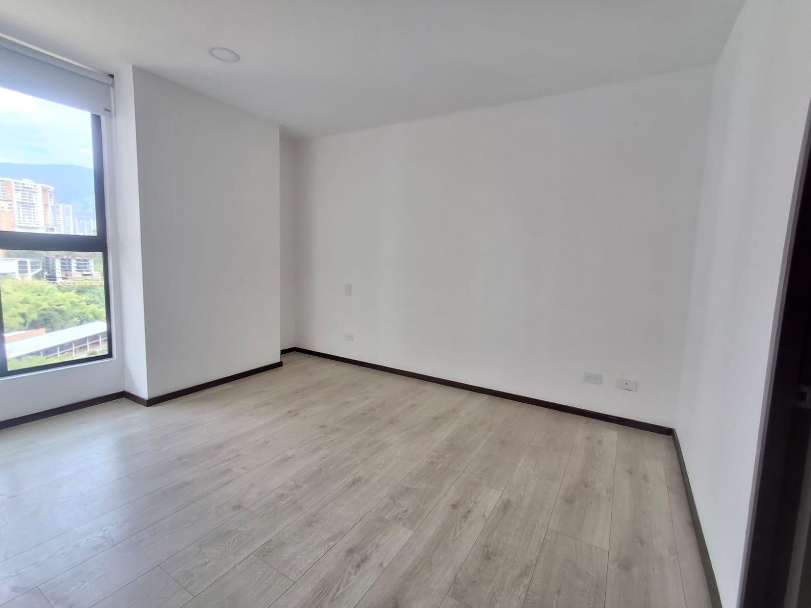 APARTAMENTO DUPLEX EN ARRIENDO EN SABANETA COD 10755 - Foto 12