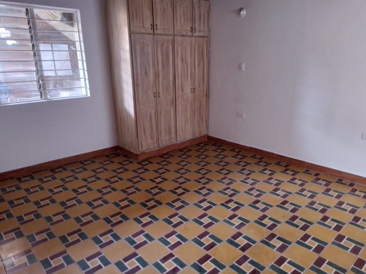 CASA EN VENTA COD 8192 - Foto 4