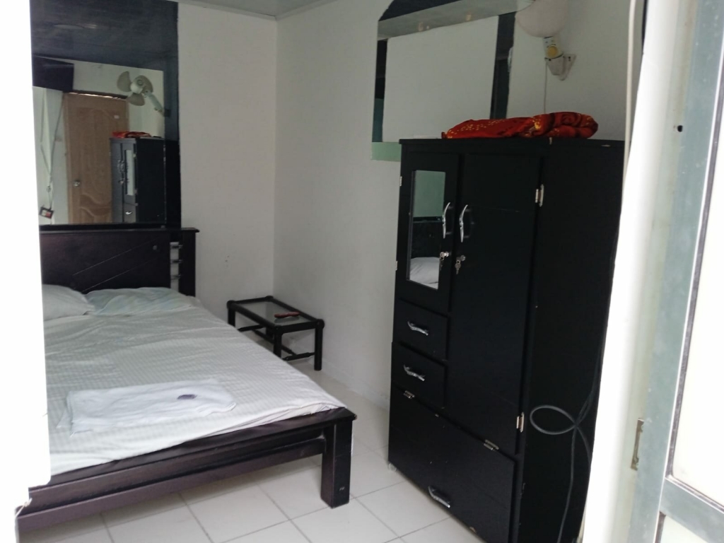 CASA  EN VENTA LAURELES ESTADIO COD 8351 - Foto 4
