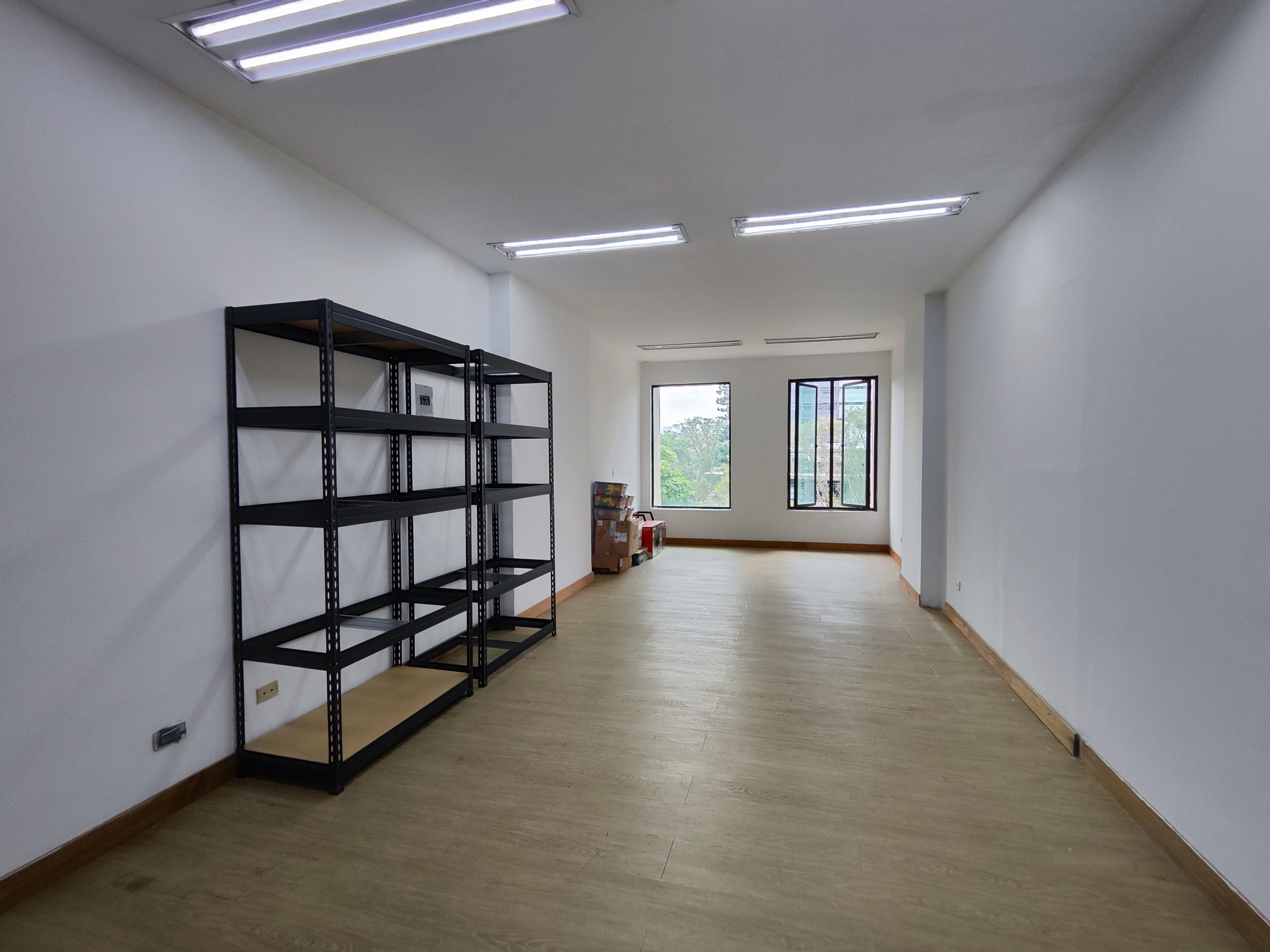 LOCAL COMERCIAL EN ARRIENDO EN MEDELLIN COD 9416 - Foto 4