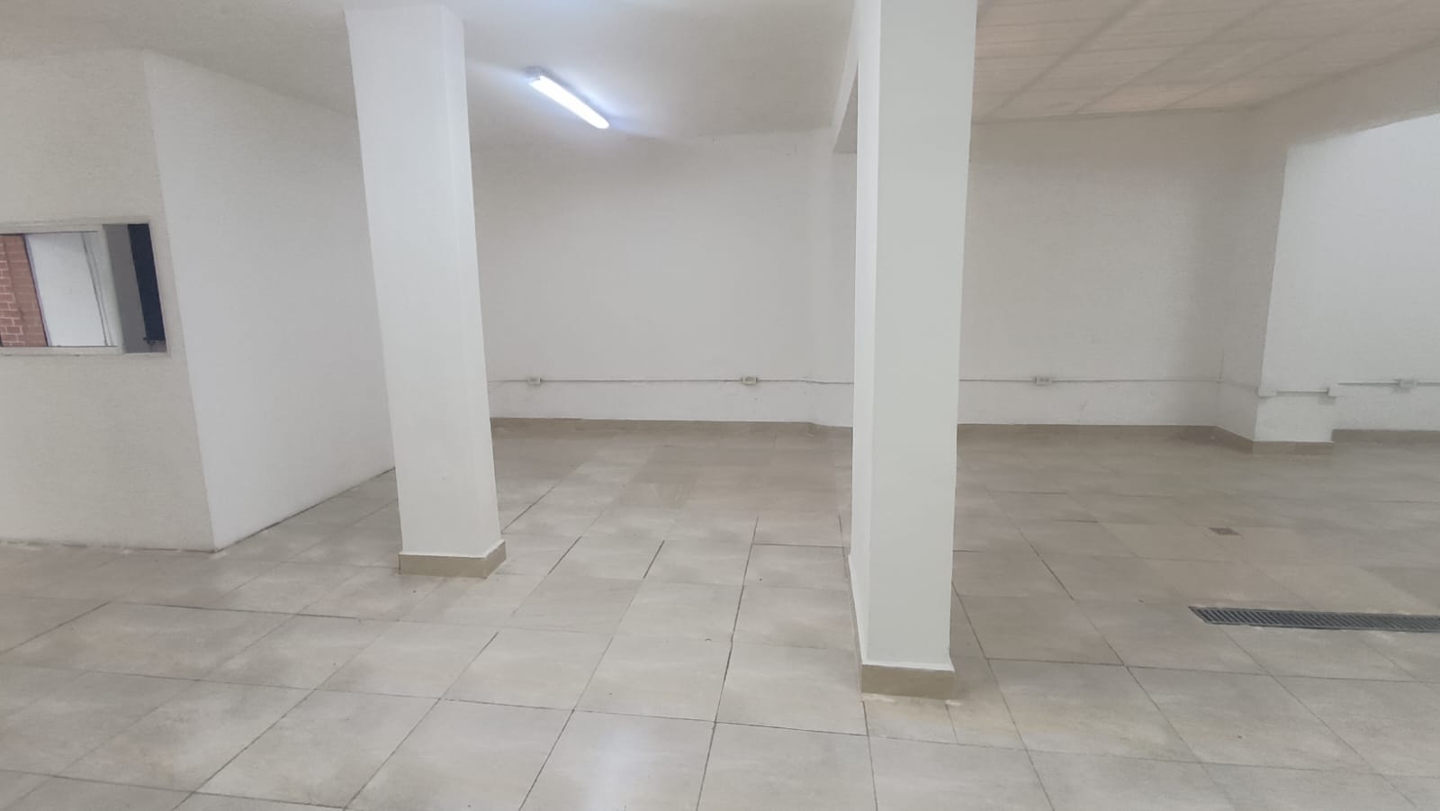 LOCAL EN ARRIENDO EN BELEN SAN BERNARDO  COD 9764 - Foto 4