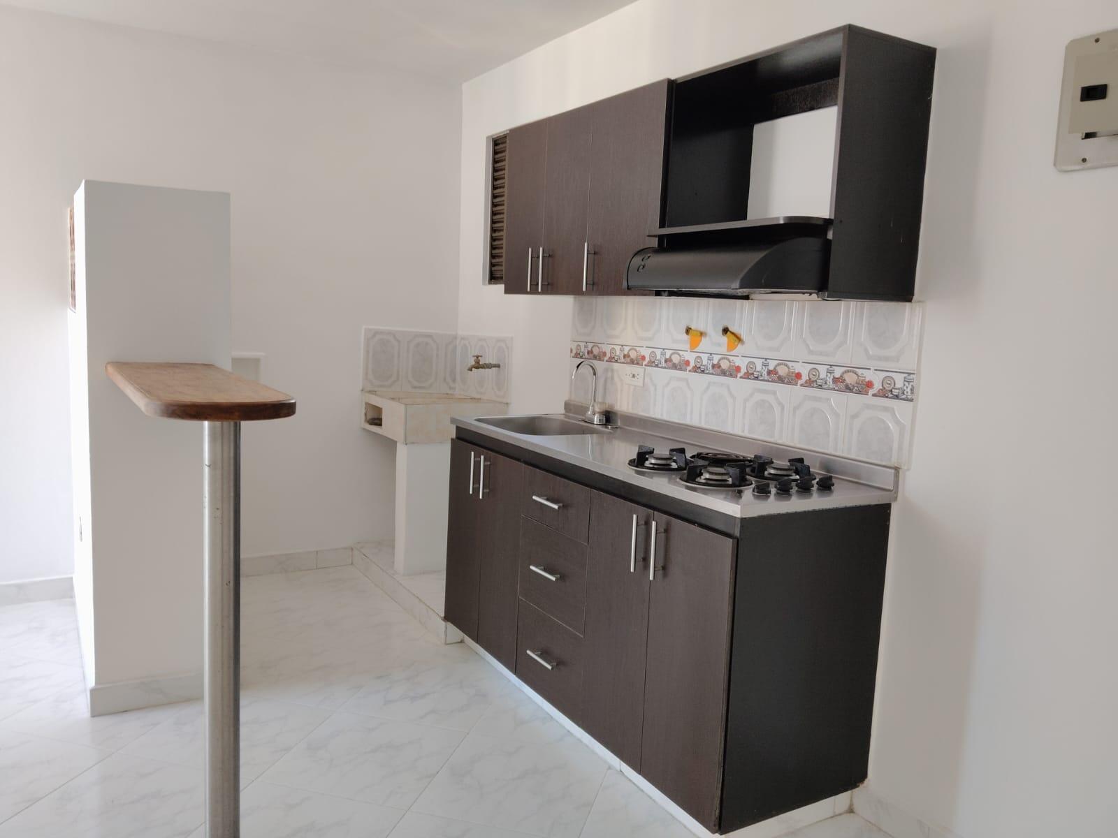 APARTAMENTO EN ARRIENDO EN BOMBONA COD 8965 - Foto 1