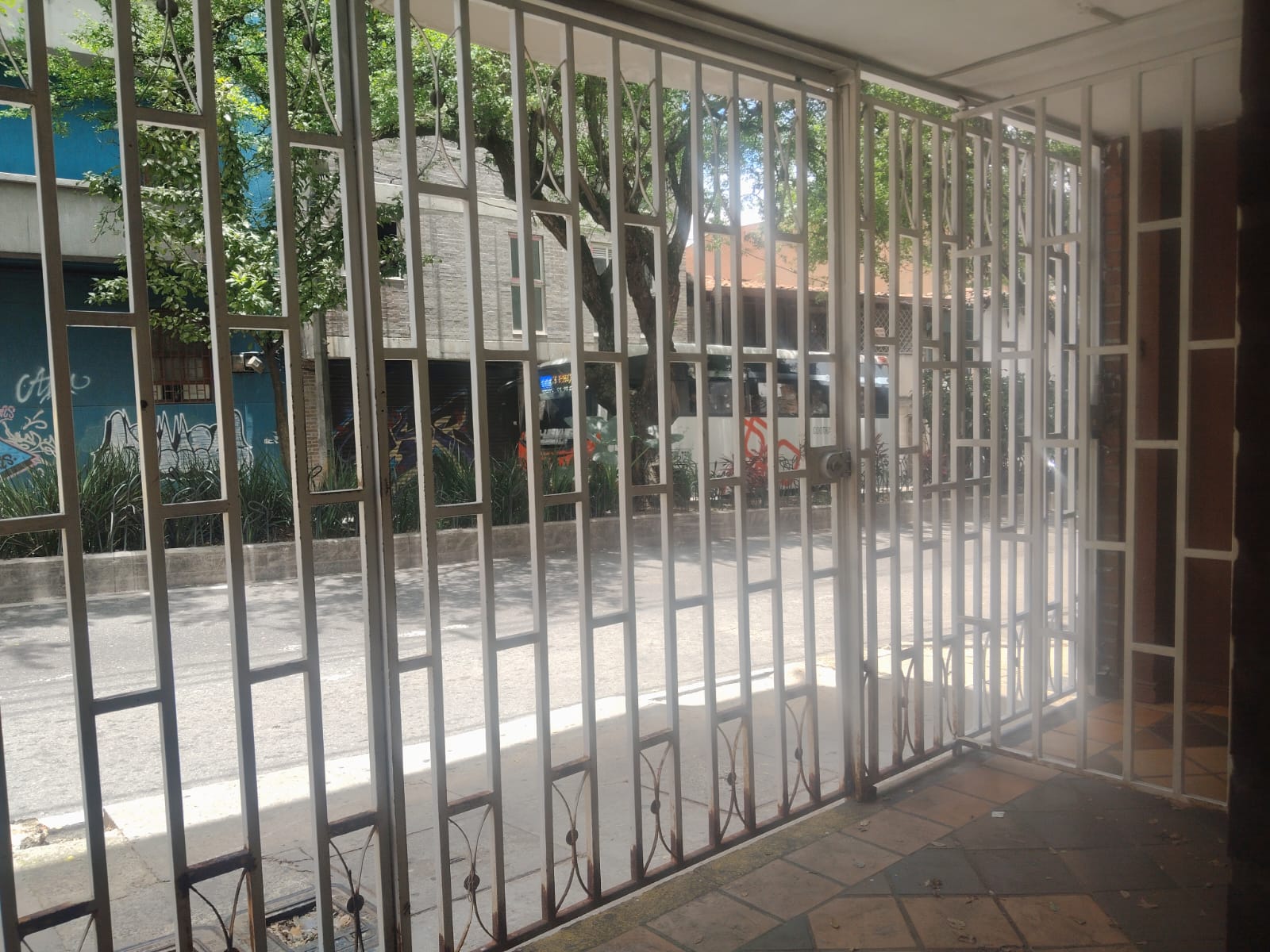 LOCAL EN VENTA EN LA CANDELARIA COD 10542  - Foto 4