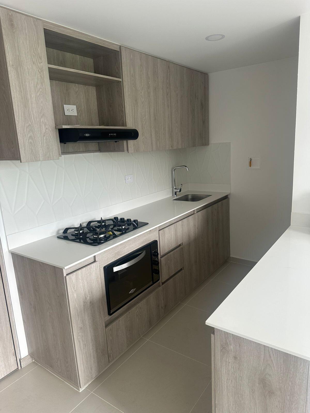 APARTAMENTO EN ARRIENDO EN ITAGUI COD 10572