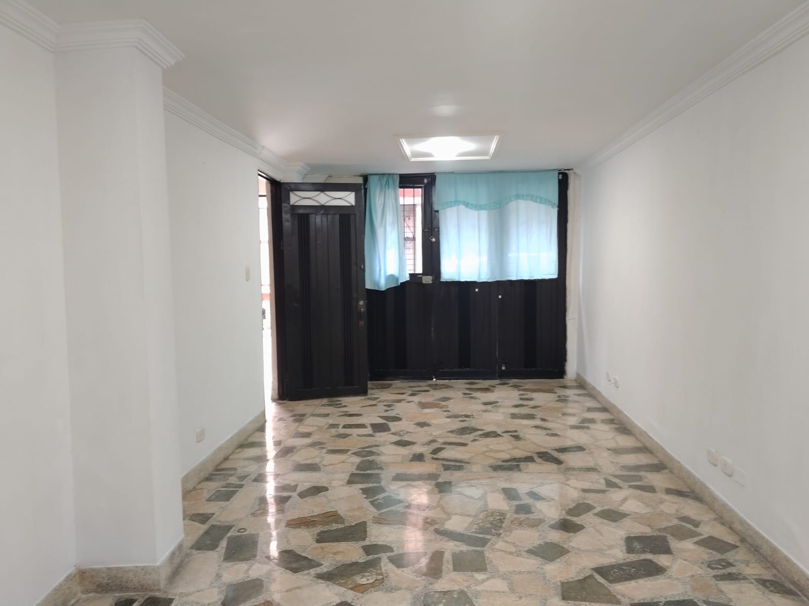 APARTAMENTO EN VENTA EN LA CANDELARIA COD 10619  - Foto 4