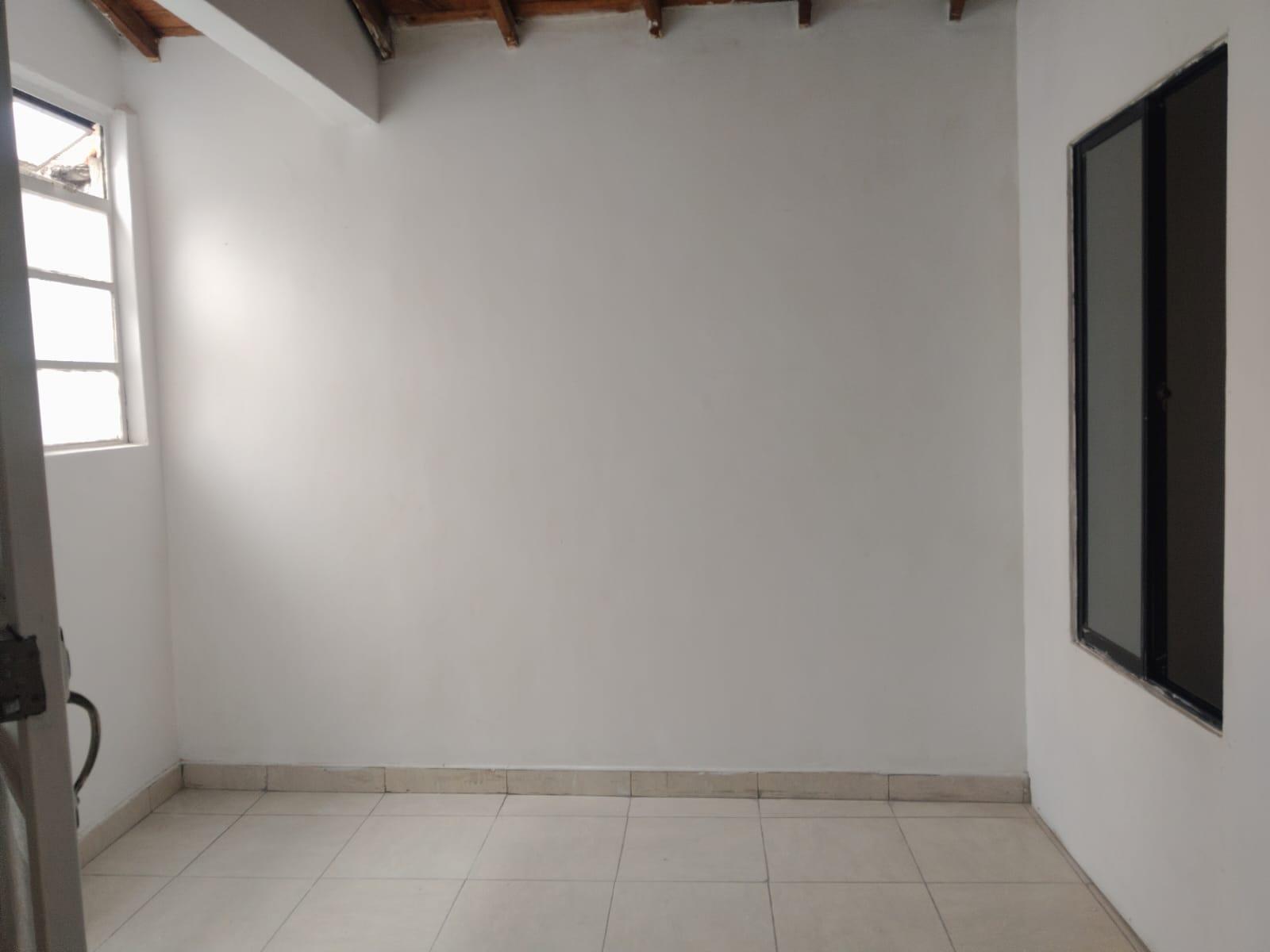 APARTAMENTO EN ARRIENDO EN LA CANDELARIA COD 10657  - Foto 4