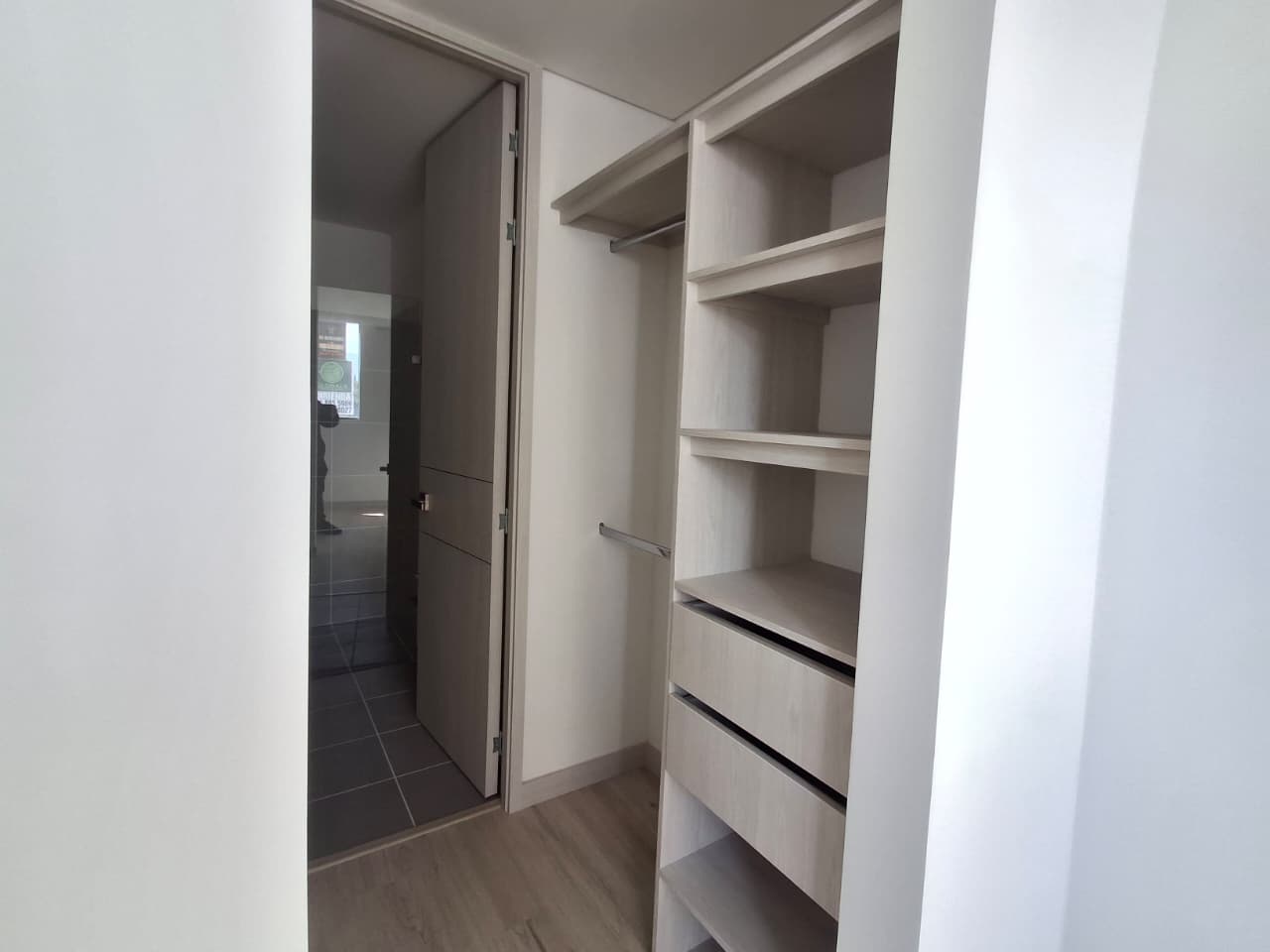 APARTAMENTO EN ARRIENDO EN LA ESTRELLA COD 10725 - Foto 3